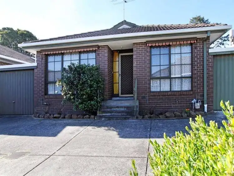 Main view of Homely unit listing, 2/5 Arlington Street, Ringwood VIC 3134