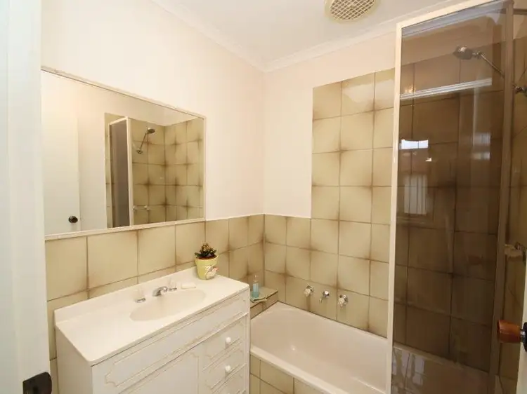 Seventh view of Homely townhouse listing, 2/9 John Street, St Albans VIC 3021