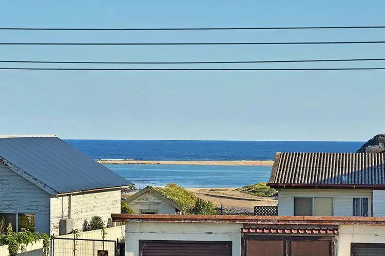 Seventh view of Homely house listing, 125 Ocean Parade, Blue Bay NSW 2261