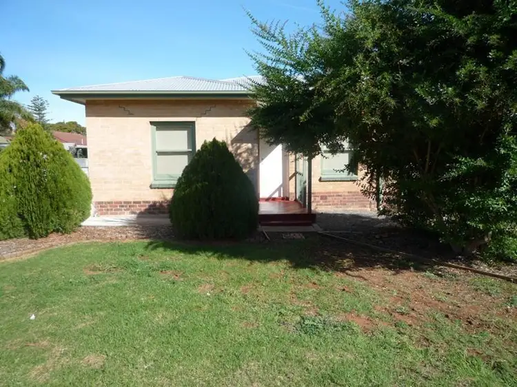 4 Hornet Crescent, Elizabeth East SA 5112