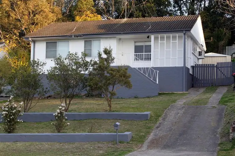 11 Bernice Crescent, Waratah West NSW 2298