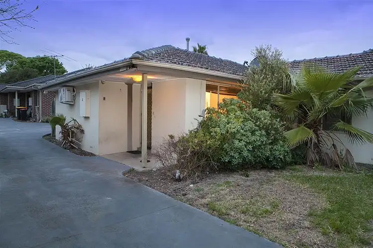 2/55 Ellt Crescent, Noble Park VIC 3174