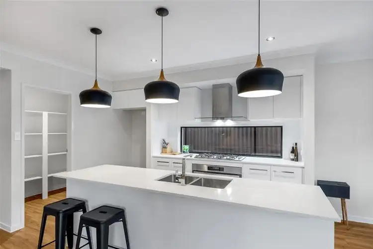 Second view of Homely house listing, 25 Voyager Drive, Kuraby QLD 4112