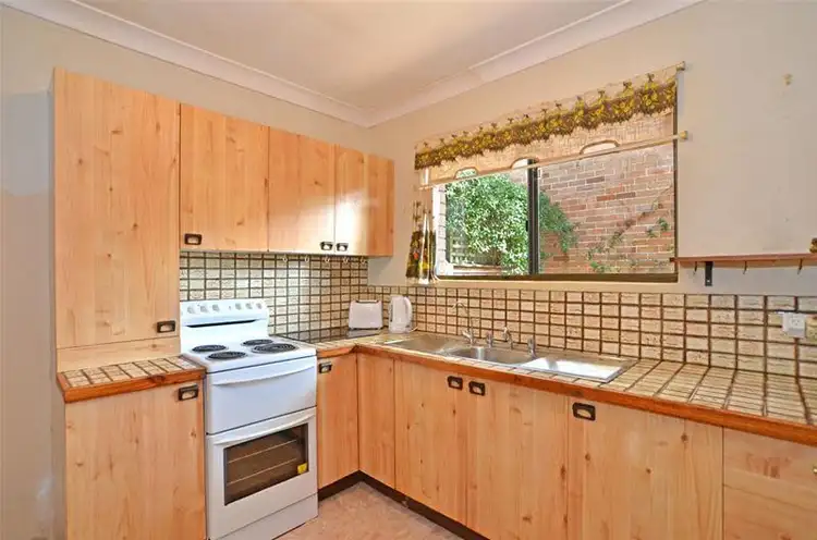 Third view of Homely villa listing, 1/173 Ocean View Road, Ettalong Beach NSW 2257