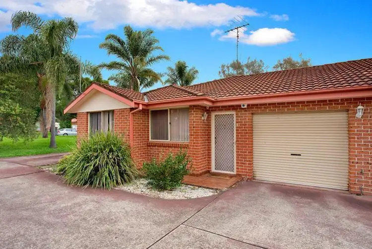 Main view of Homely semi-detached listing, 2/3 Isaac Place, Quakers Hill NSW 2763