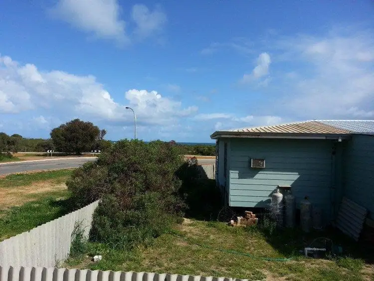 Seventh view of Homely house listing, 32 THOMAS Street, Leeman WA 6514