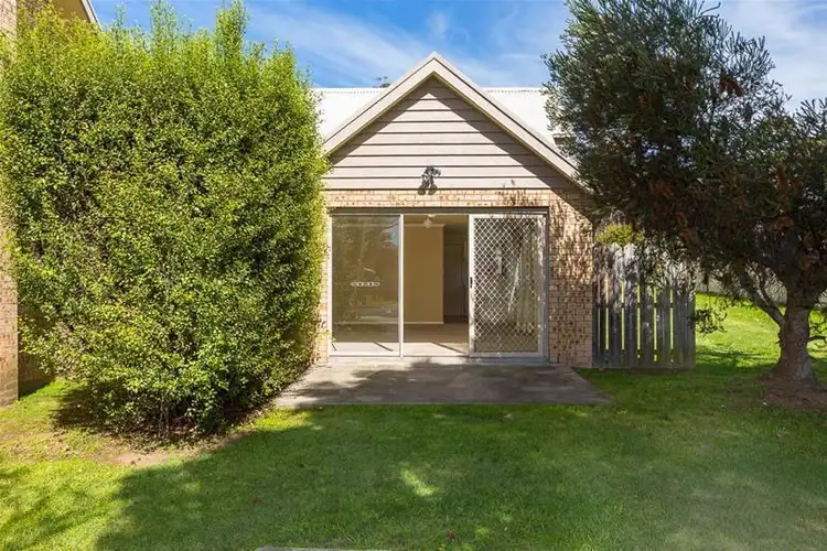 1/15 Eric Fenning Drive, Surf Beach NSW 2536