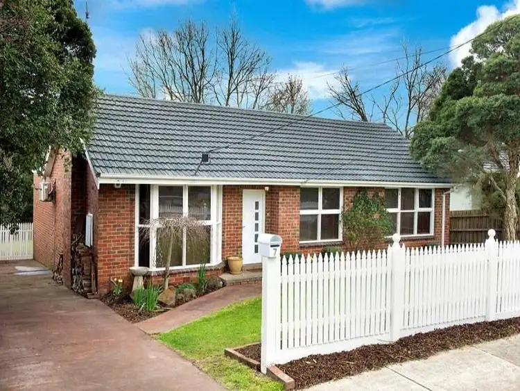Main view of Homely house listing, 7 Paris Avenue, Croydon South VIC 3136