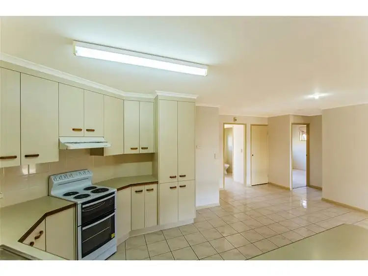 Sixth view of Homely house listing, 2 Curran Court, Kepnock QLD 4670