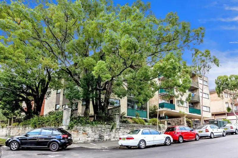 Main view of Homely unit listing, 4/3 Ann Street, Marrickville NSW 2204
