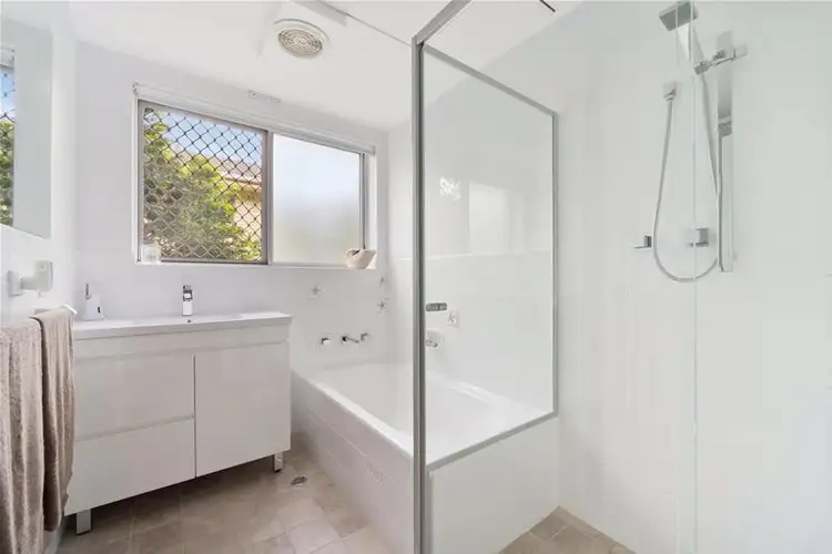 Fourth view of Homely unit listing, 4/101 Pacific Parade, Dee Why NSW 2099