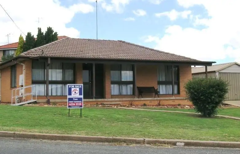 Main view of Homely house listing, 5 McBean Parade, Yass NSW 2582