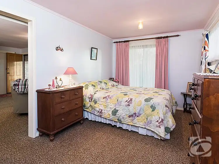 Sixth view of Homely house listing, 1 Island View Drive, Clayton Bay SA 5256