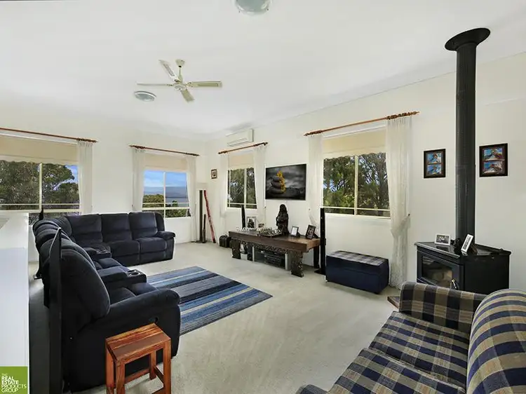 Fourth view of Homely house listing, 2 Gloria Crescent, Lake Heights NSW 2502