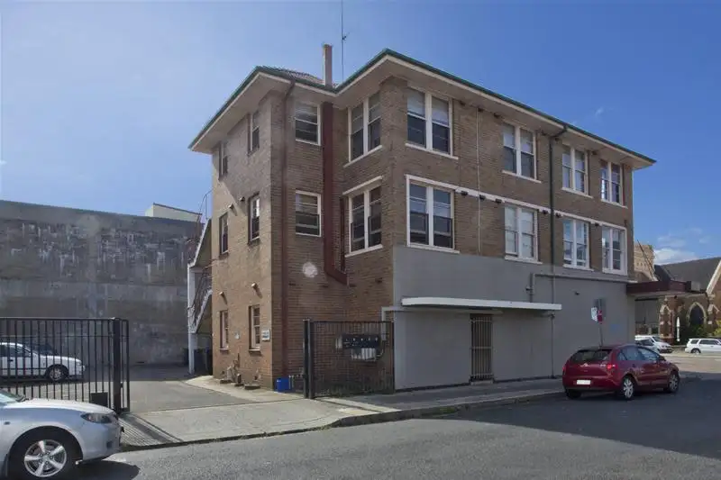 Main view of Homely unit listing, 2/79 Tudor Street, Hamilton NSW 2303