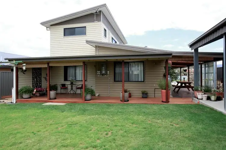 14 Jillamatong Street, Jindabyne NSW 2627