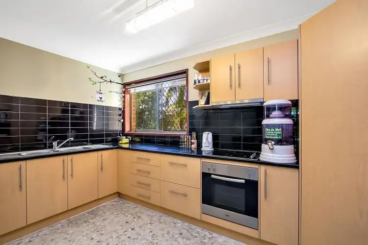 Second view of Homely unit listing, 2/9 Twenty Eighth Avenue, Palm Beach QLD 4221