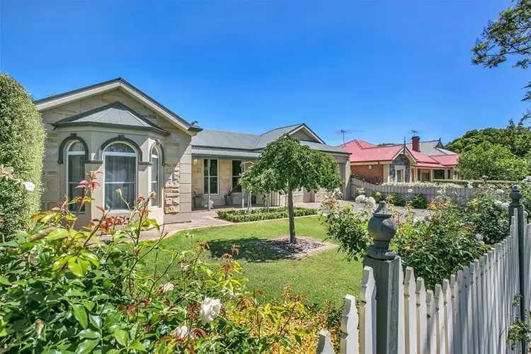 67 The Grove, Lower Mitcham SA 5062