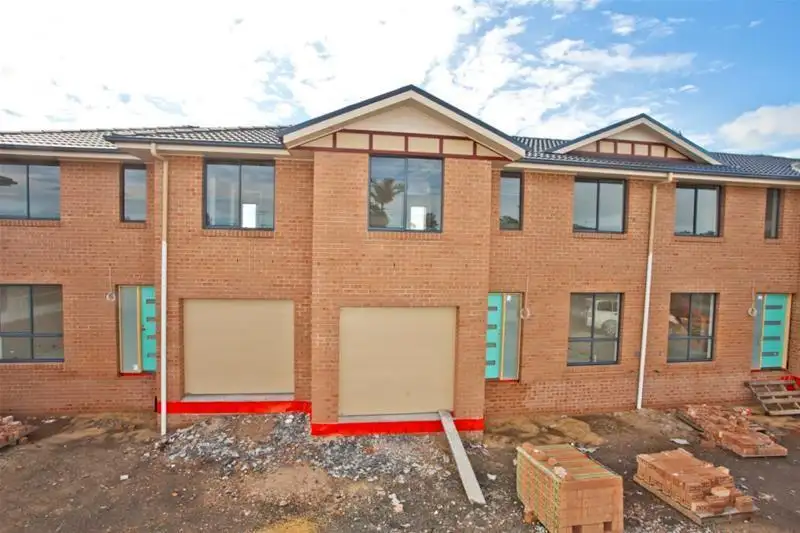 Main view of Homely townhouse listing, 2/1B Corona Street, Mayfield NSW 2304