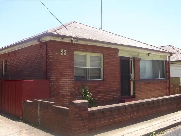 27 Scott Street, Carrington NSW 2294