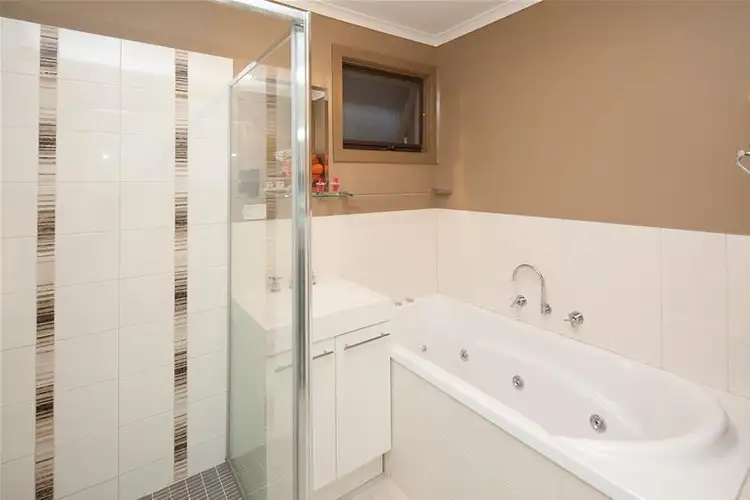 Seventh view of Homely unit listing, 4/11 Kendra Place, Keysborough VIC 3173
