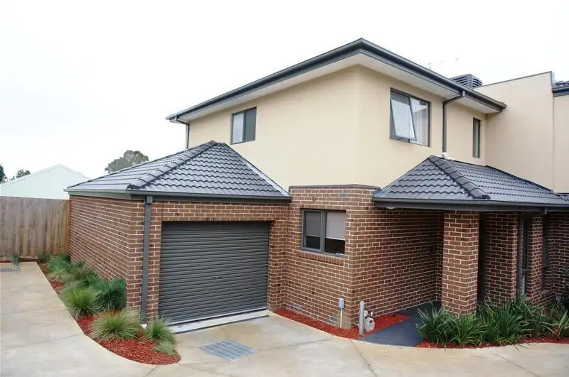 Main view of Homely townhouse listing, 1 Wang Close, Mooroolbark VIC 3138