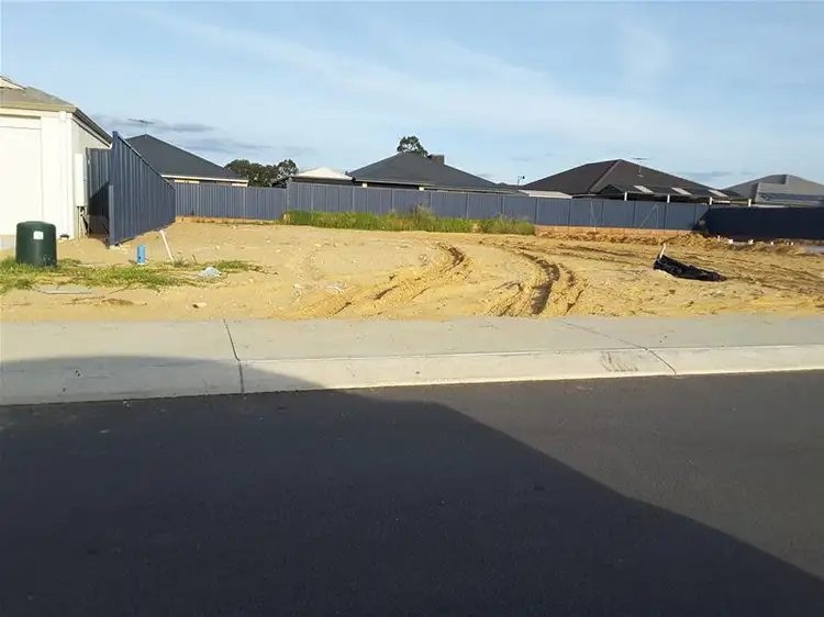 14 Primrose Loop, Byford WA 6122