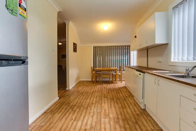 25 Dockett Road, Elizabeth Downs SA 5113