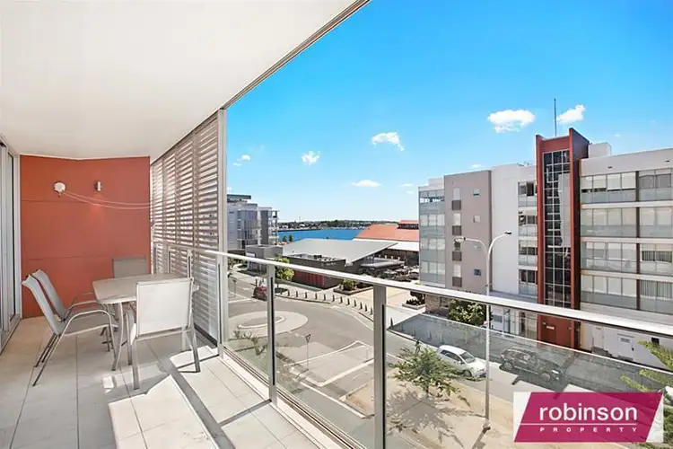 308/4 Honeysuckle Drive, Newcastle NSW 2300