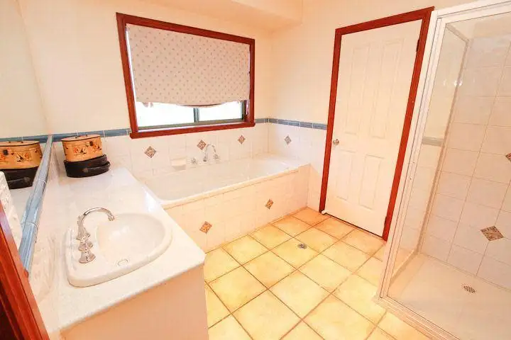 Sixth view of Homely house listing, 27 Woodley Drive, Mildura VIC 3500