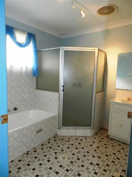 Sixth view of Homely house listing, 18 Brennan Street, Yass NSW 2582