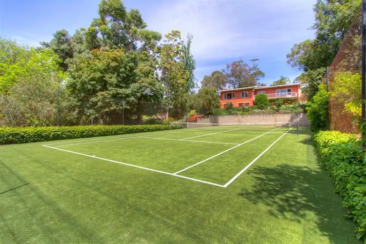 10 Inverloch Avenue, Torrens Park SA 5062