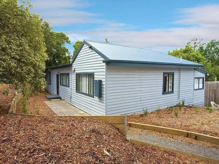 1 Stirling Road, Croydon VIC 3136