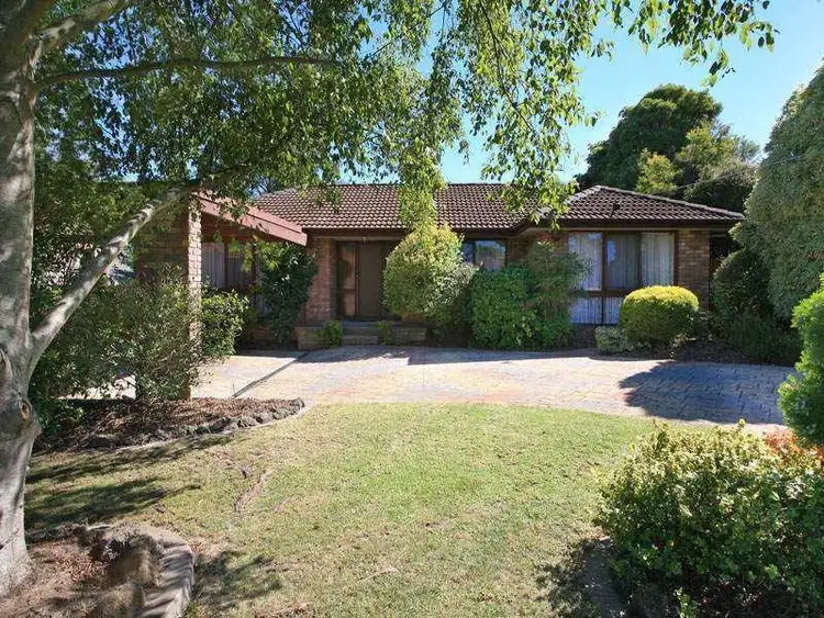 6 Monterey Place, Ringwood North VIC 3134