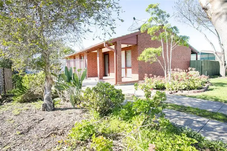 5 Bunker Court, Seaton SA 5023