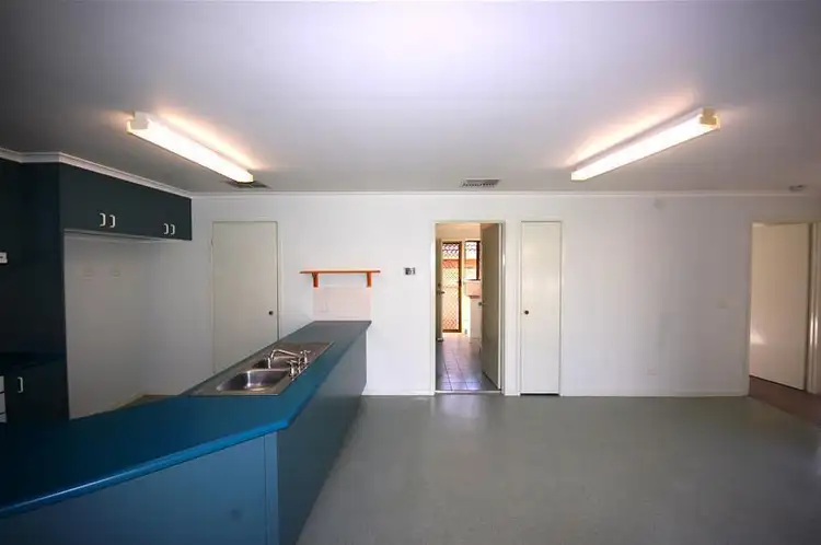 Fifth view of Homely house listing, 5 Brooklyn Drive, Bourkelands NSW 2650