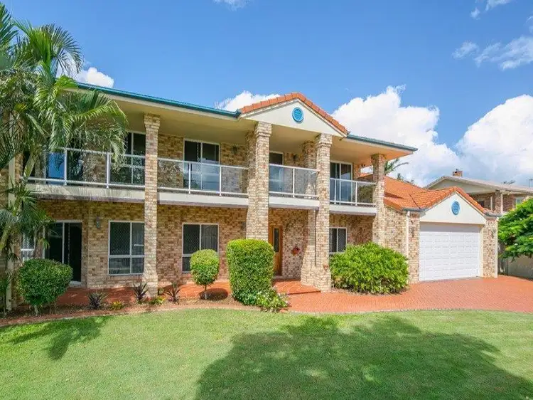 1 Sorrento Close, Wellington Point QLD 4160