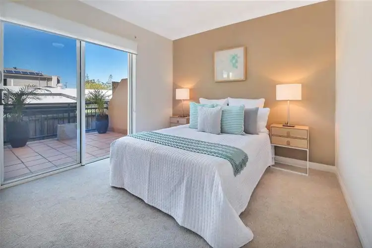 Seventh view of Homely apartment listing, 2/31 Mawarra Street, Chevron Island QLD 4217