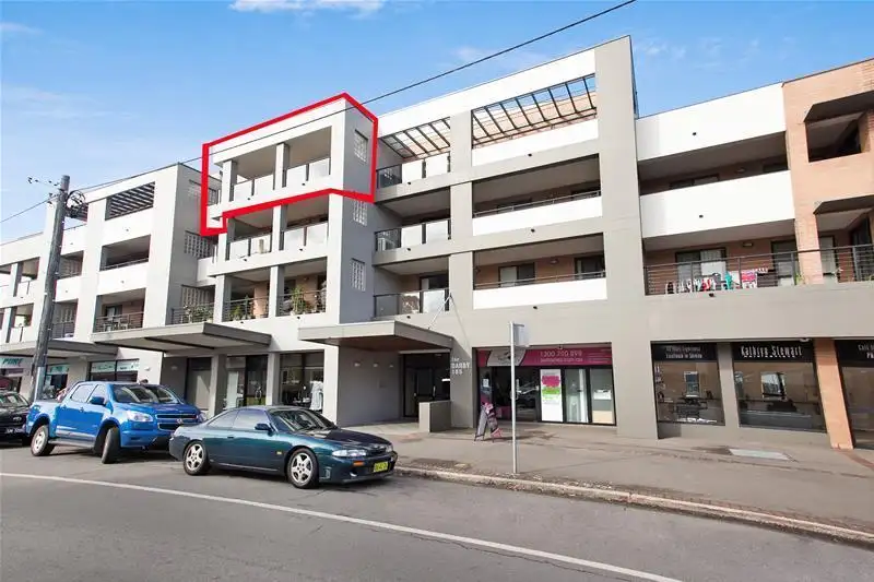 Main view of Homely apartment listing, 302/185 Darby Street, Cooks Hill NSW 2300
