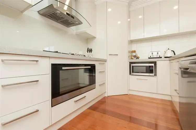 Fifth view of Homely house listing, 2 Kossman Court, Irymple VIC 3498