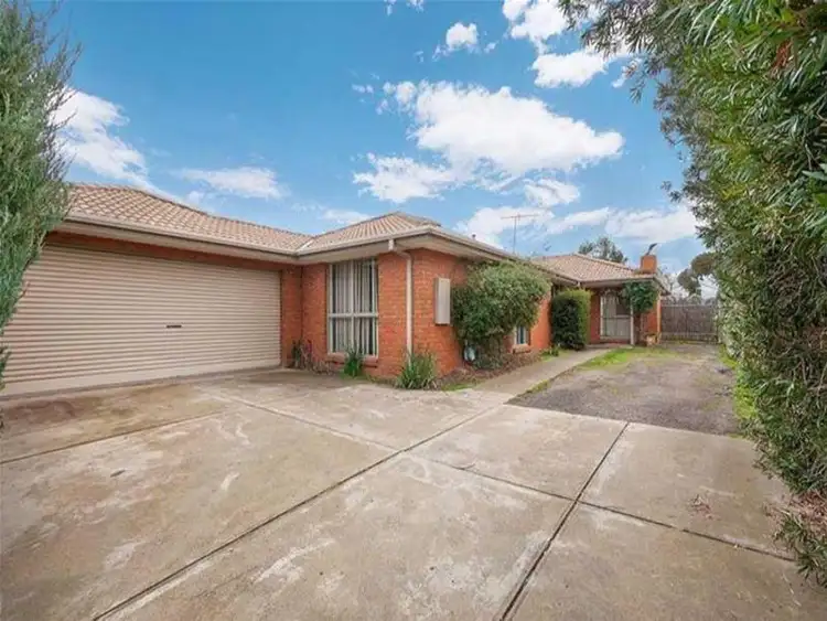 Main view of Homely house listing, 7 Parade Court, Sunbury VIC 3429