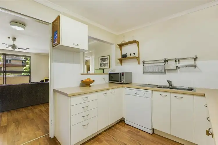 Fifth view of Homely unit listing, 2/84-88 Pacific Parade, Dee Why NSW 2099