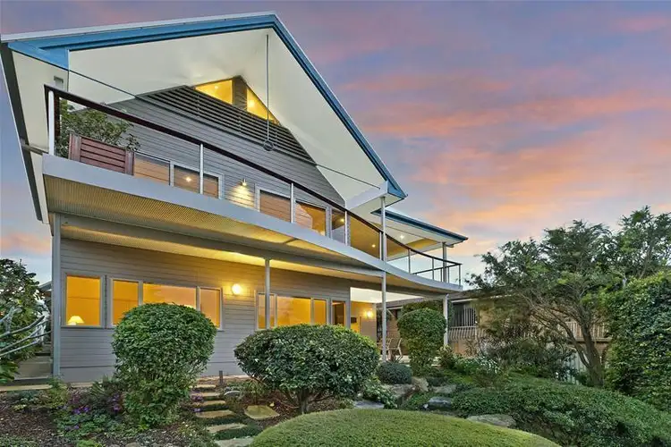 10 Currawong Street, Blue Bay NSW 2261