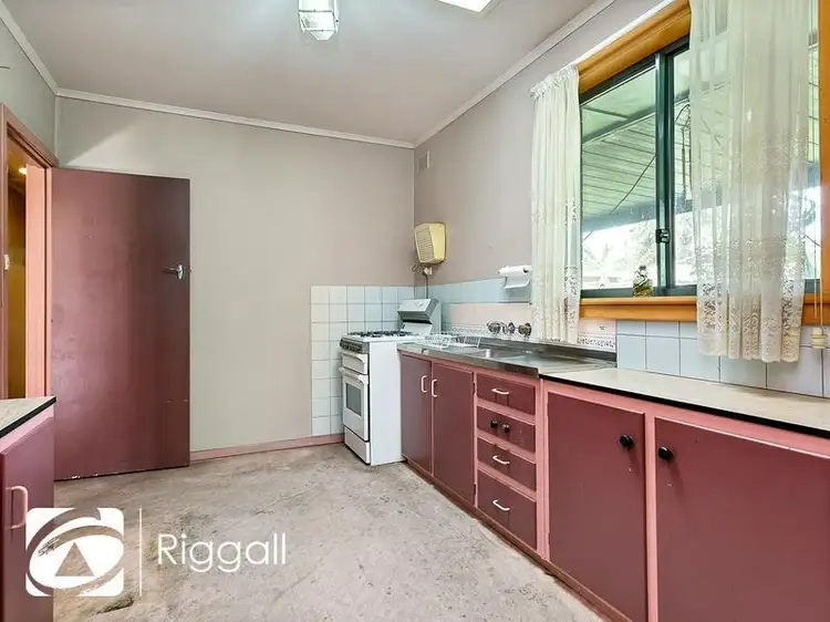 Second view of Homely house listing, 8 Barli Crescent, Gepps Cross SA 5094