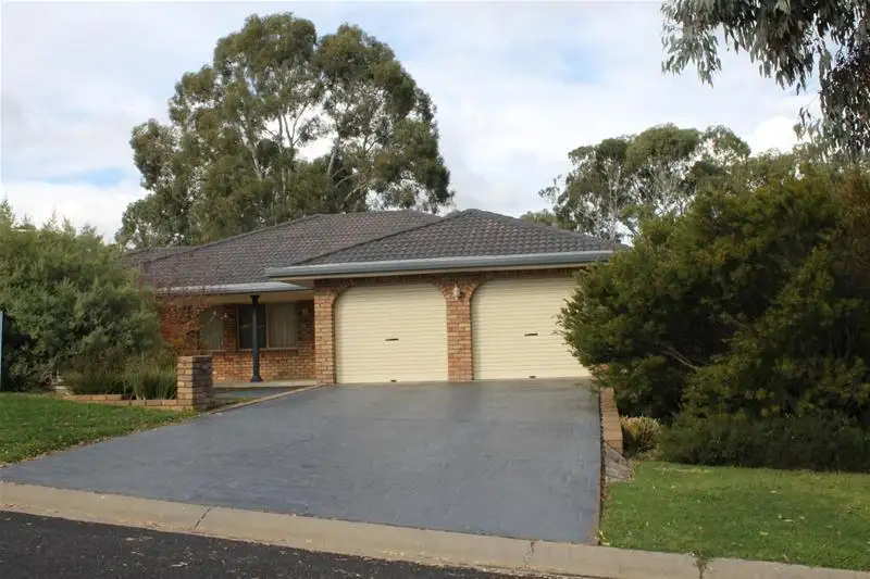 Main view of Homely house listing, 2 Eulahbar Crescent, Armidale NSW 2350