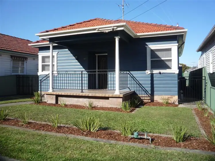 99 Clyde Street, Hamilton North NSW 2292
