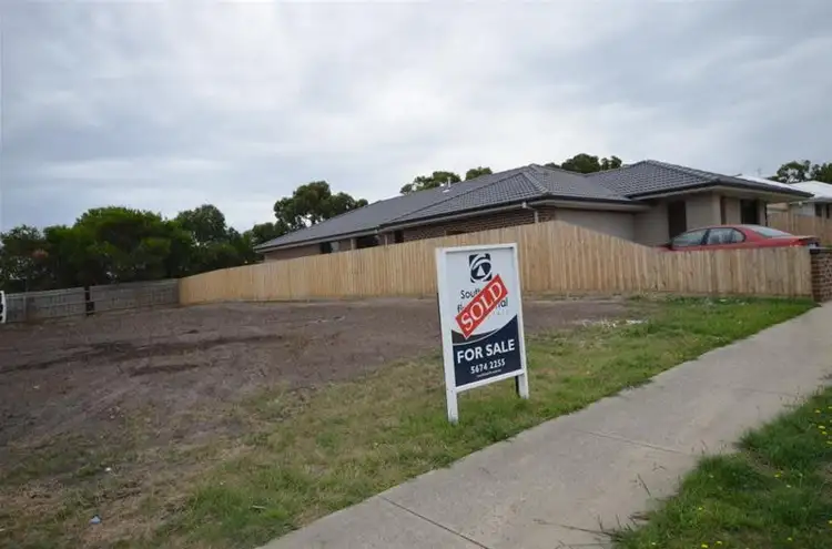 70 Woodland Heath Drive, Inverloch VIC 3996
