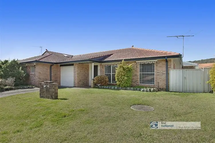 2/20 Ruston Avenue, Valentine NSW 2280