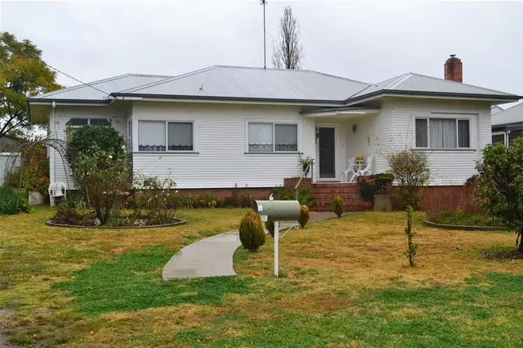 6 Avern  Street, Inverell NSW 2360