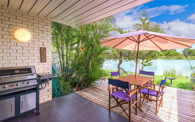 4/1 Osprey Drive, Yamba NSW 2464